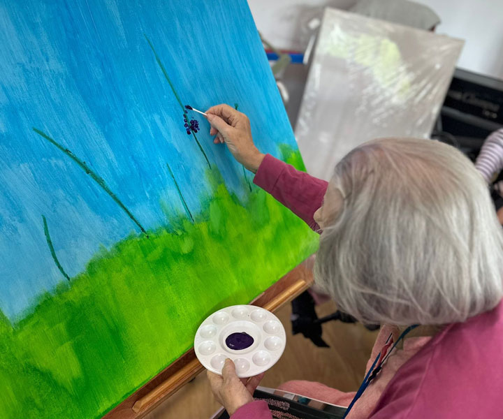 Alzheimer Care Support - Oxfordshire Care Home - Churchfields Care Home