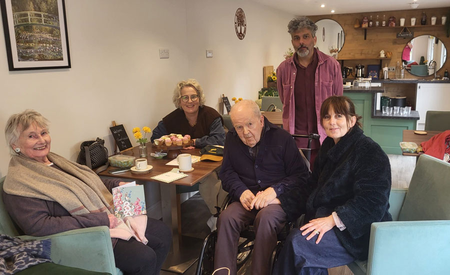 Families Together At Churchfields For Mothers Day